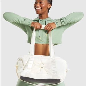 Whitney Simmons Gymshark holdall unbleached